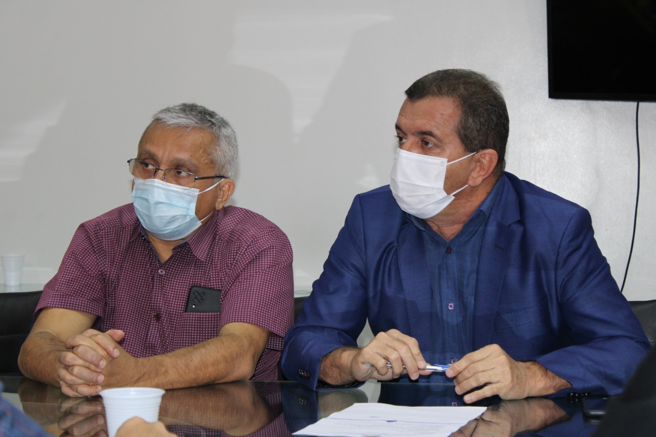 MP AP participa de reunião com Prefeitura de Macapá para tratar sobre nova regulamentação da Meia Passagem Estudantil
