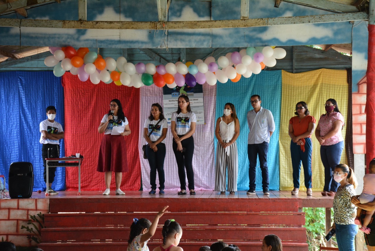 camisas e kits escolares para crianças do projeto Era uma vez1