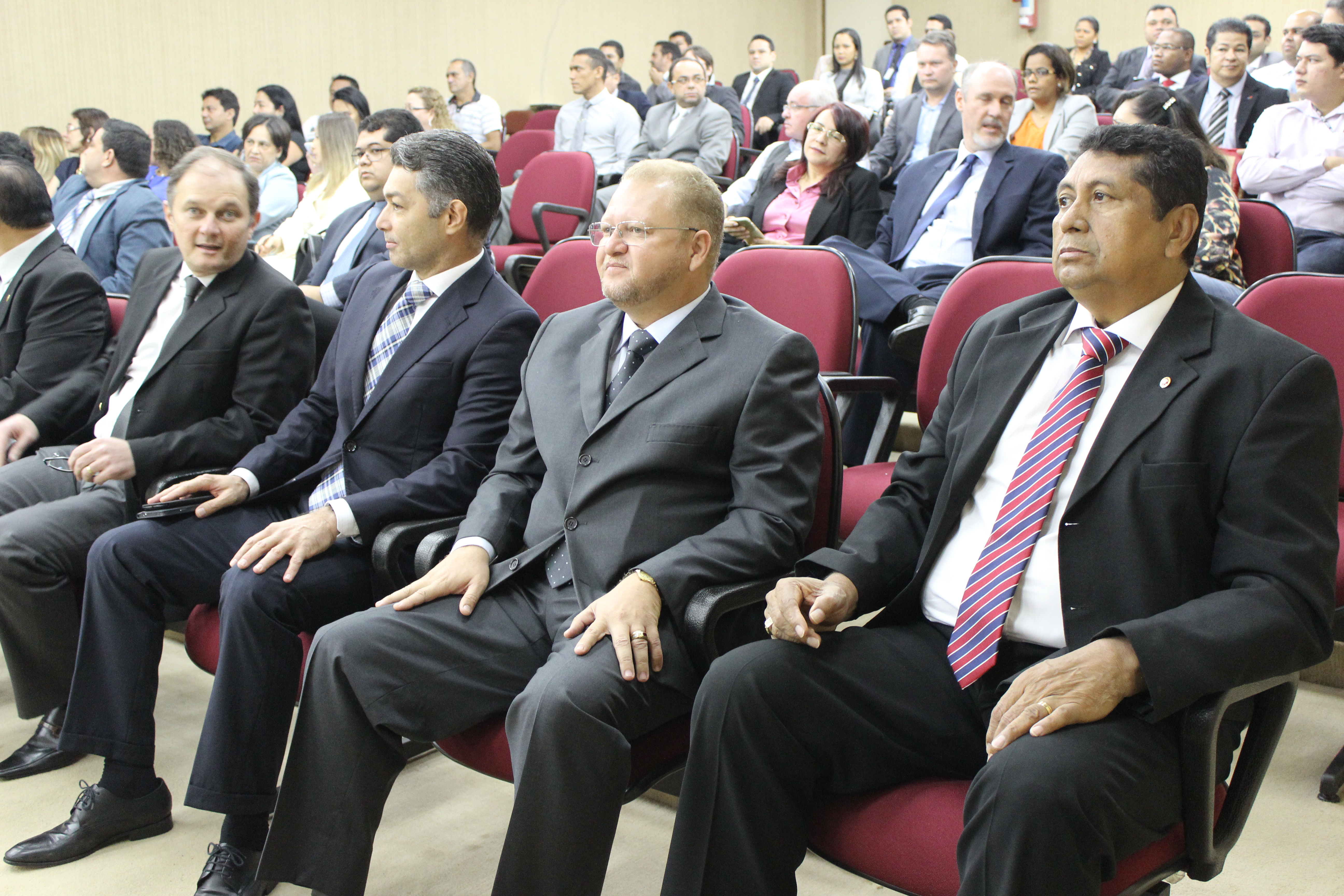 PGJ Roberto Alvares com procuradores de Justiça do MP-AP